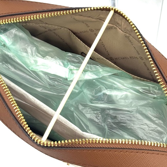 Michael Kors Large EW Crossbody Bag & Large Trifold Wallet Vanilla/Brown Set - Picture 6 of 11